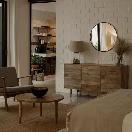 קמפצ'ה Narrativ Lofts - Serena - Beautiful Colonial Suite מראה חיצוני תמונה