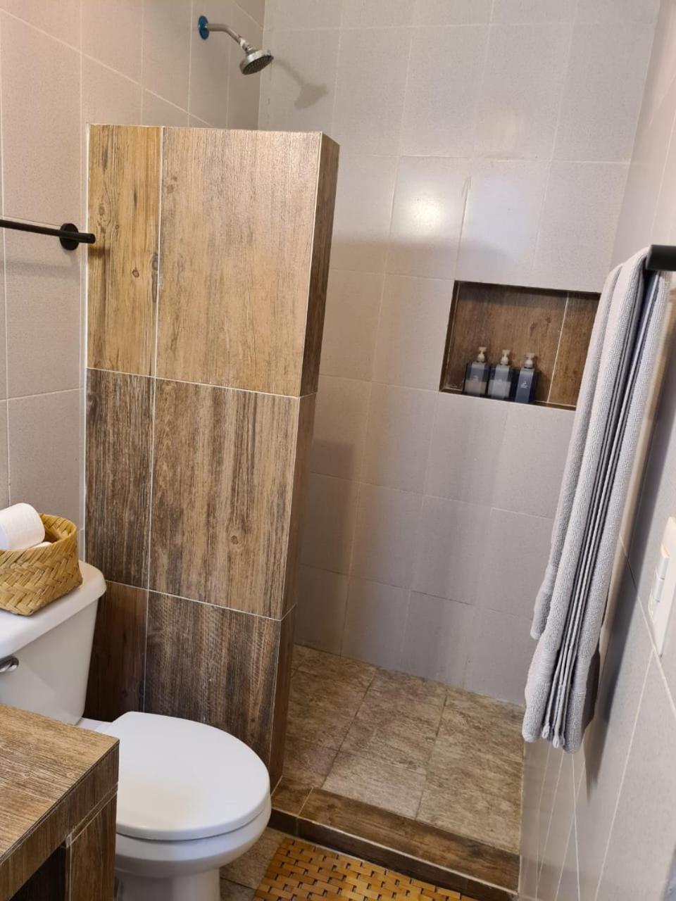 קמפצ'ה Narrativ Lofts - Serena - Beautiful Colonial Suite מראה חיצוני תמונה